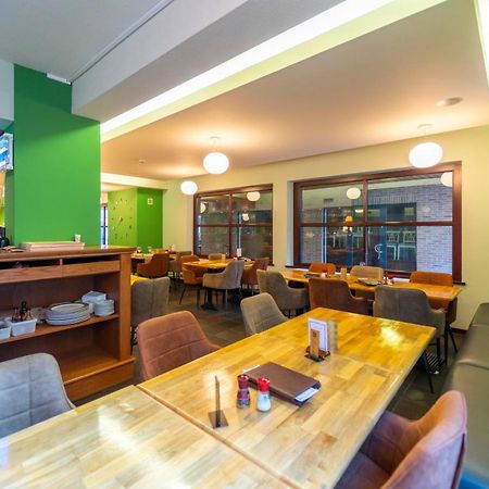 Hotel Ambiotel Тонгерен Экстерьер фото