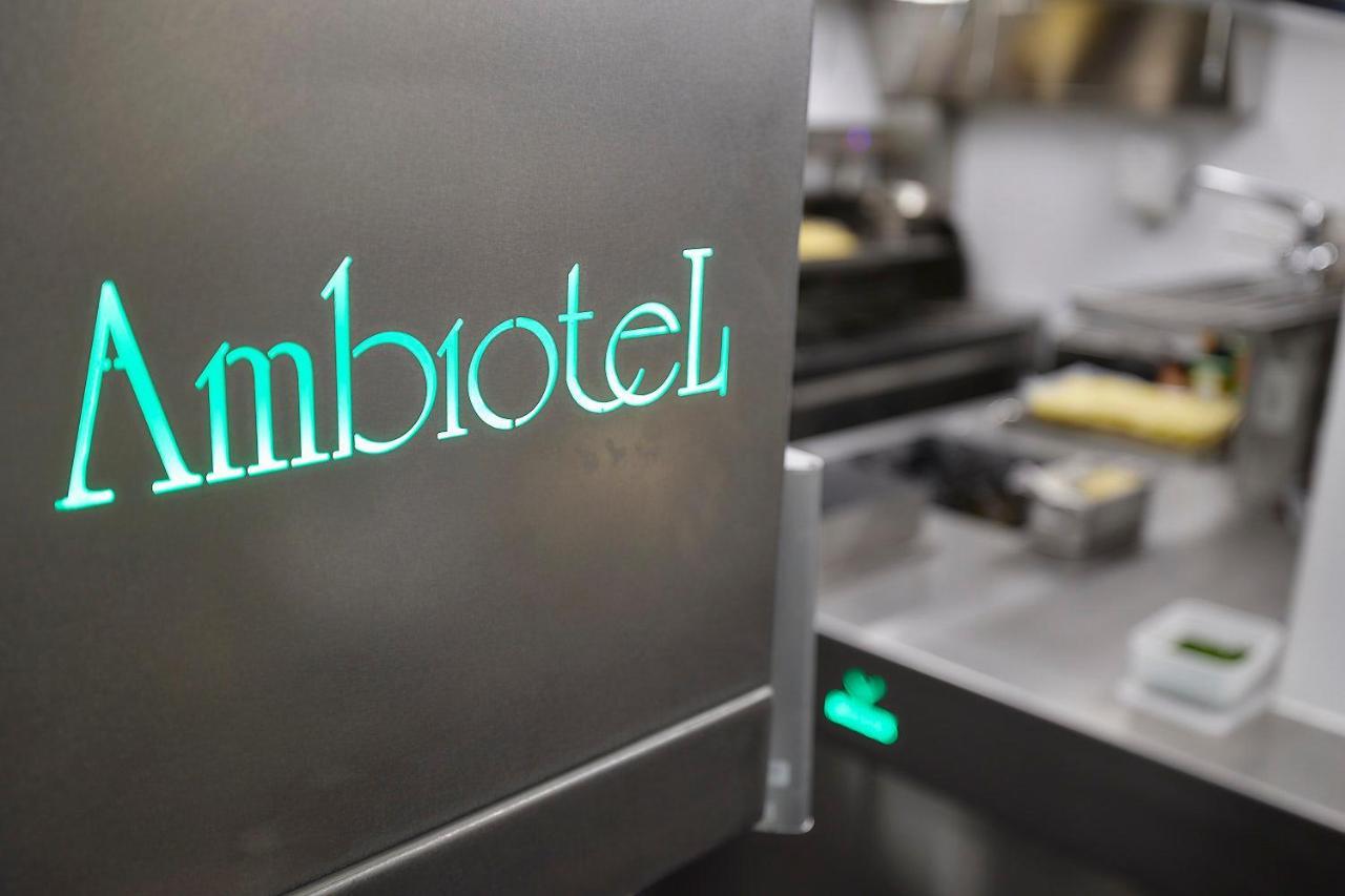 Hotel Ambiotel Тонгерен Экстерьер фото
