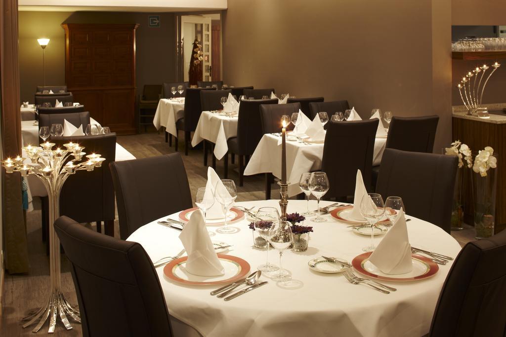 Hotel Ambiotel Тонгерен Экстерьер фото